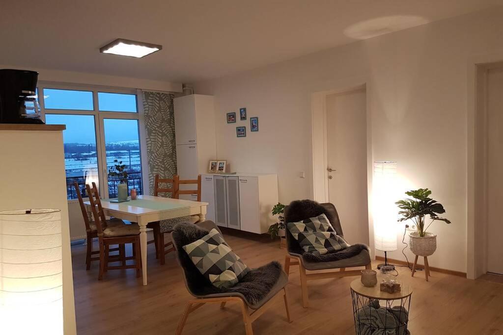 Living Home, Apartament Cu Doua Dormitoare Si Doua Bai Cisnadie Ngoại thất bức ảnh